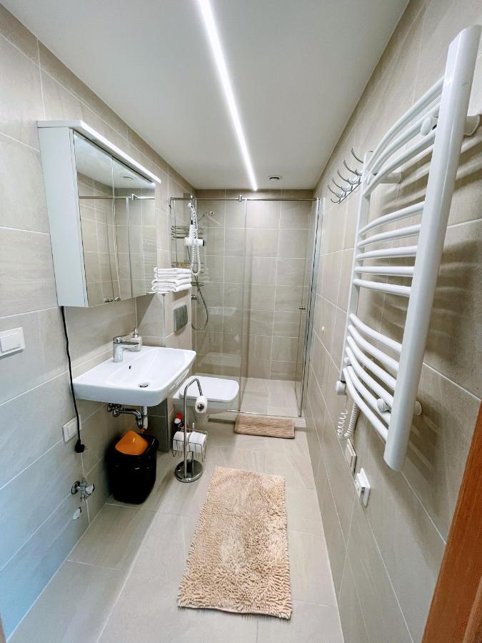 Central Apartment パランガ エクステリア 写真