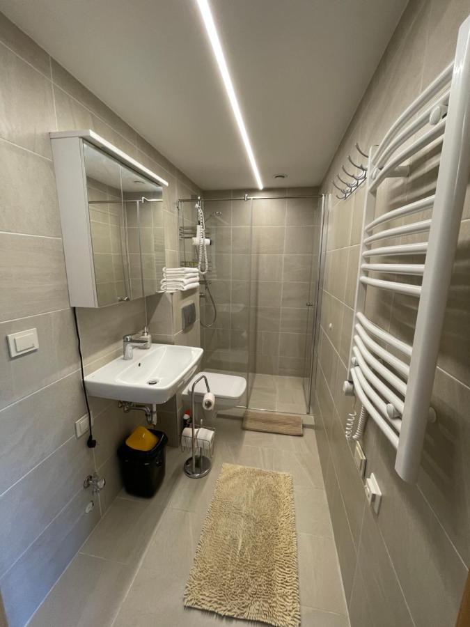 Central Apartment パランガ エクステリア 写真